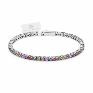 Zilverkleurige armband met gekleurde steentjes